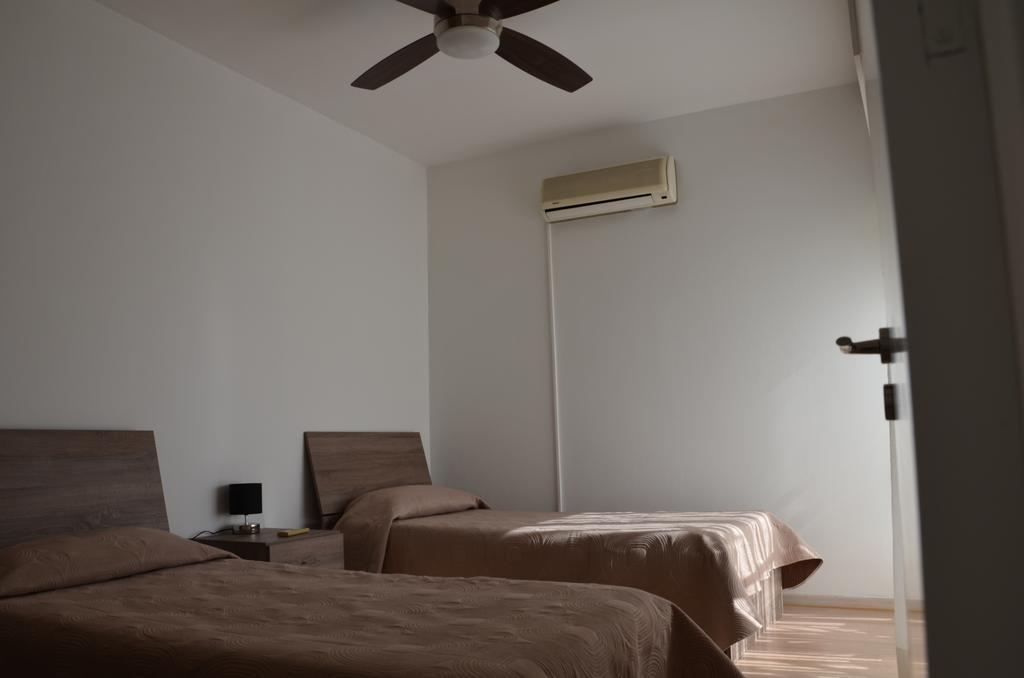 Surf & Sun Holiday Apartments Limasol Dış mekan fotoğraf