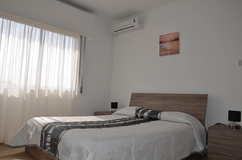 Surf & Sun Holiday Apartments Limasol Dış mekan fotoğraf