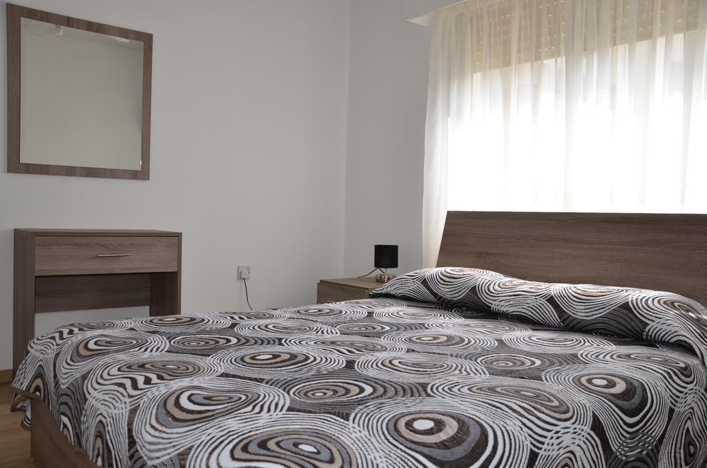 Surf & Sun Holiday Apartments Limasol Dış mekan fotoğraf