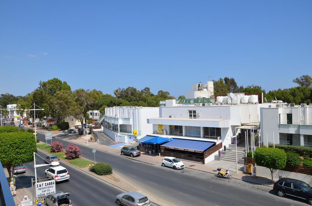 Surf & Sun Holiday Apartments Limasol Dış mekan fotoğraf