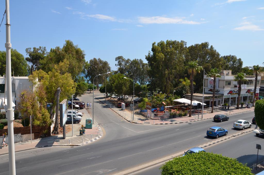 Surf & Sun Holiday Apartments Limasol Dış mekan fotoğraf